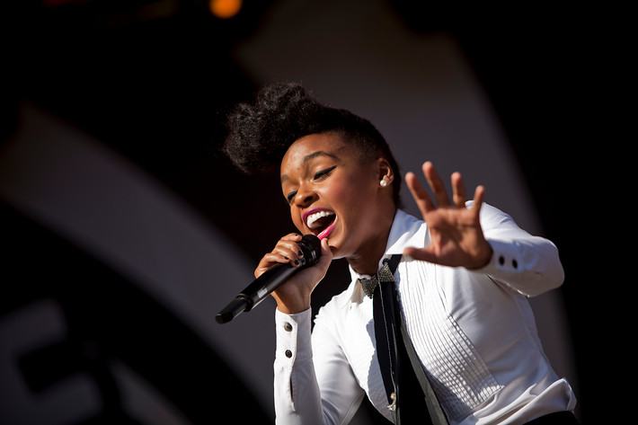 2011-08-12 - Janelle Monae från Way Out West, Göteborg