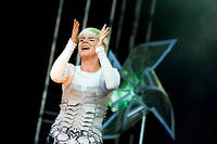 2011-08-12 - Robyn från Way Out West, Göteborg