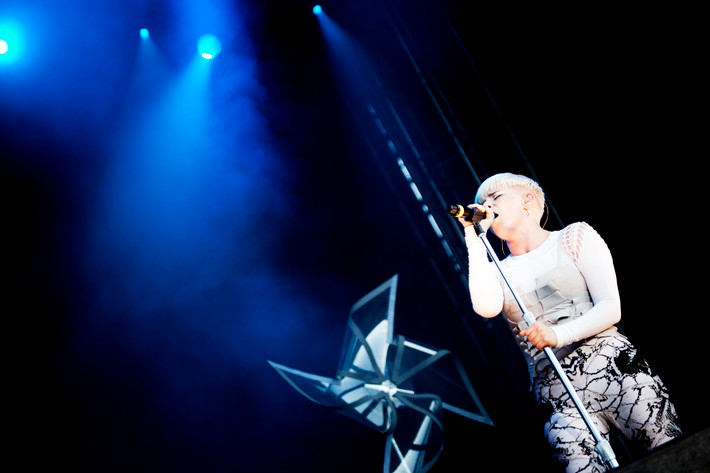 2011-08-12 - Robyn från Way Out West, Göteborg