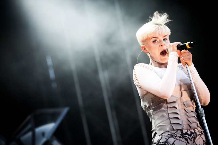 2011-08-12 - Robyn från Way Out West, Göteborg