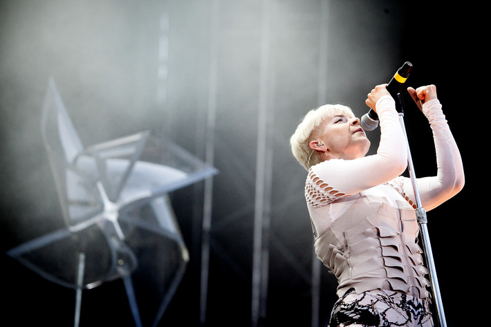 2011-08-12 - Robyn från Way Out West, Göteborg