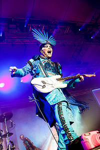 2011-08-12 - Empire Of The Sun från Way Out West, Göteborg