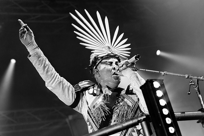 2011-08-12 - Empire Of The Sun från Way Out West, Göteborg