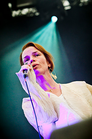 2011-08-13 - Anna Järvinen från Way Out West, Göteborg
