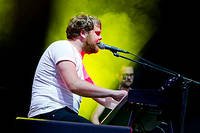 2011-08-13 - Loney, Dear från Way Out West, Göteborg