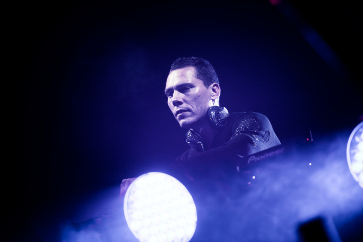 2011-08-13 - Tiësto från Way Out West, Göteborg