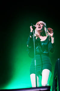 2011-08-21 - Veronica Maggio från Malmöfestivalen, Malmö