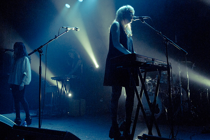 2011-08-26 - Austra från Debaser Medis, Stockholm