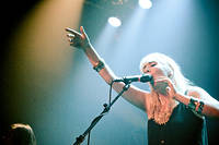2011-08-26 - Austra från Debaser Medis, Stockholm