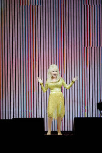 2011-08-27 - Dolly Parton från Globen, Stockholm