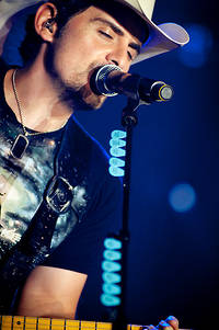 2011-08-27 - Brad Paisley från Lisebergshallen, Göteborg