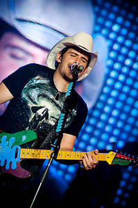 2011-08-27 - Brad Paisley från Lisebergshallen, Göteborg