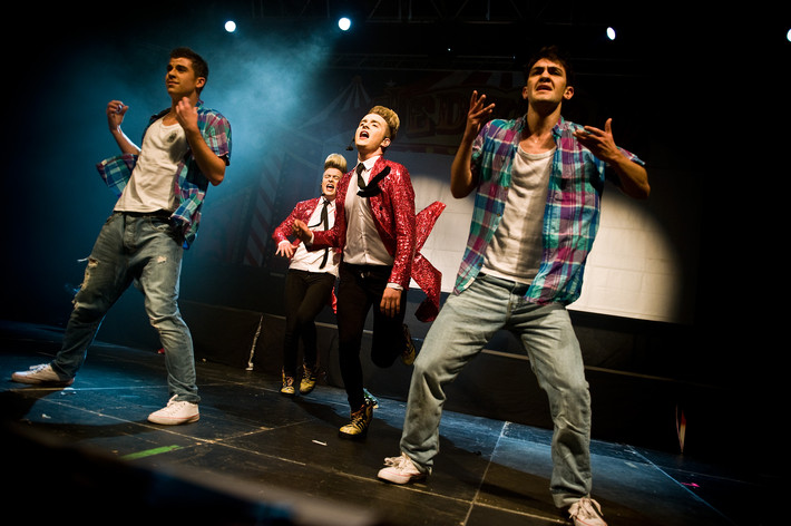 2011-09-17 - Jedward från Arenan, Stockholm