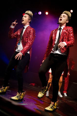 2011-09-17 - Jedward från Arenan, Stockholm