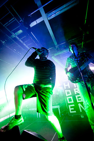 2011-09-18 - Enter Shikari från Brew House, Göteborg