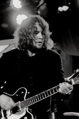 2011-09-21 - Israel Nash Gripka från Guitars, Umeå