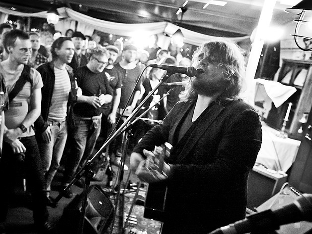 2011-09-26 - Israel Nash Gripka från S/S Marieholm, Göteborg