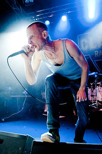 2011-09-28 - Clawfinger från Debaser Medis, Stockholm