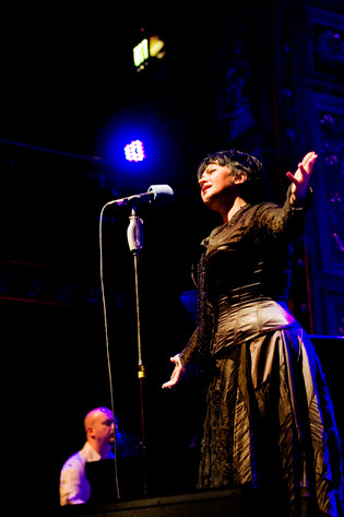 2011-10-02 - Amira Medunjanin från Berns, Stockholm