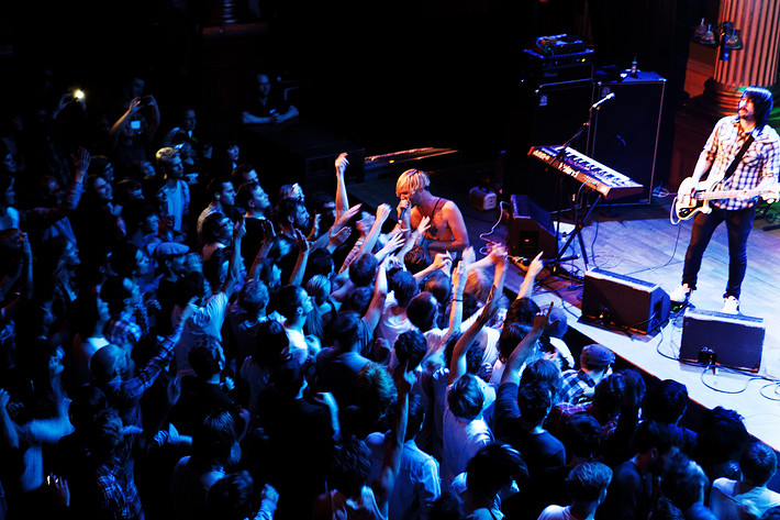 2011-10-08 - Death From Above 1979 från Nalen, Stockholm
