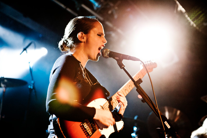 2011-10-12 - Anna Calvi från Debaser Slussen, Stockholm
