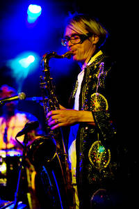 2011-10-12 - Jimi Tenor & Tony Allen från Debaser Strand, Stockholm