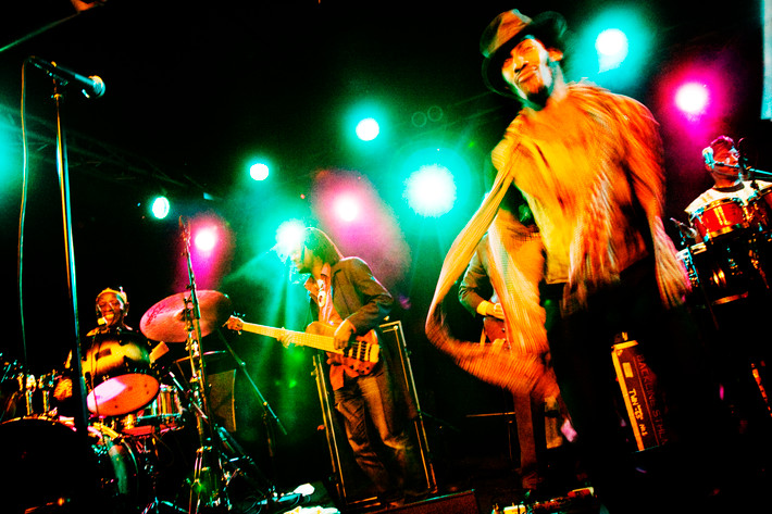 2011-10-12 - Jimi Tenor & Tony Allen från Debaser Strand, Stockholm