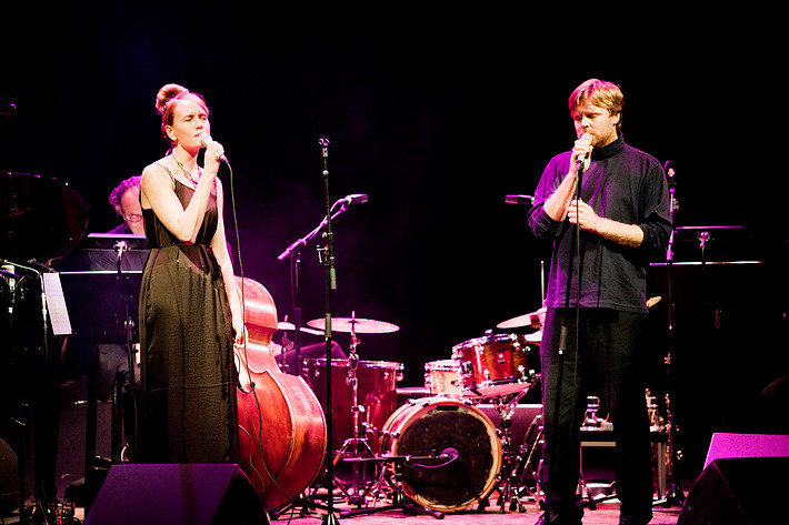 2011-10-17 - Nicolai Dunger & Sarah Riedel från Södra Teatern, Stockholm
