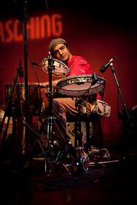 2011-10-18 - Ilhan Ersahin's Osyanbul Sessions m Bugge Wesseltoft från Fasching, Stockholm