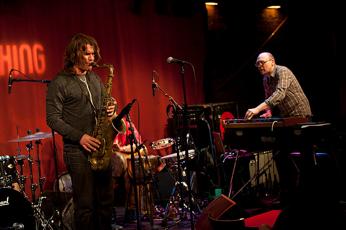 2011-10-18 - Ilhan Ersahin's Osyanbul Sessions m Bugge Wesseltoft från Fasching, Stockholm