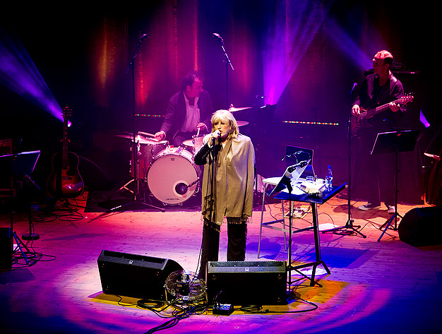 2011-11-12 - Marianne Faithfull från Vara Konserthus, Vara