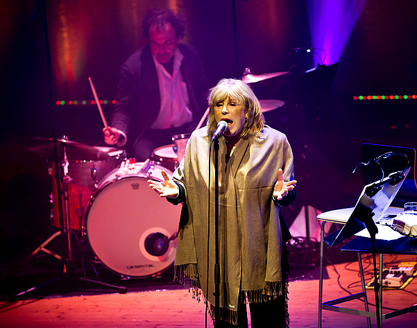2011-11-12 - Marianne Faithfull från Vara Konserthus, Vara