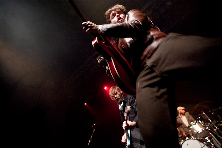 2011-12-02 - Peter Bjorn & John från Debaser Medis, Stockholm