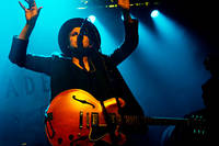 2011-12-09 - Serenades från Debaser Medis, Stockholm