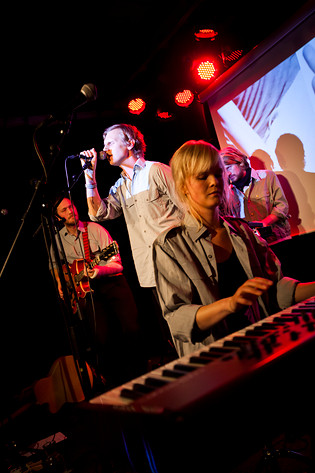 2011-12-15 - Väärt från Guitars, Umeå