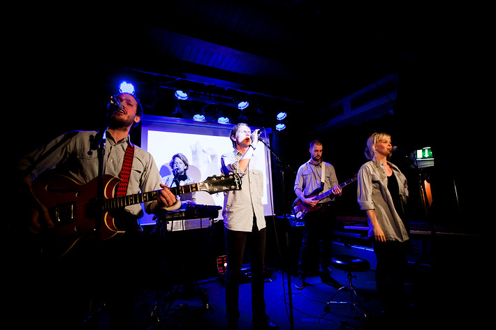2011-12-15 - Väärt från Guitars, Umeå