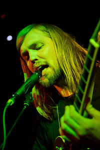 2012-01-28 - Band of Skulls från Mascotte, Zürich