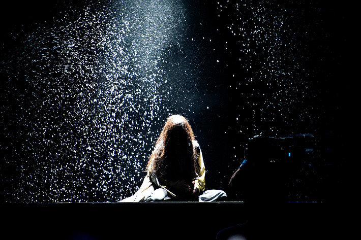 2012-02-04 - Loreen från Vida Arena, Växjö