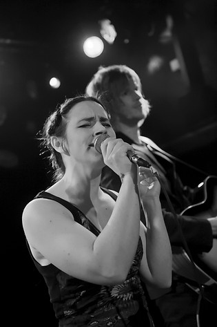 2012-02-16 - Hellsongs från ISC Club, Bern