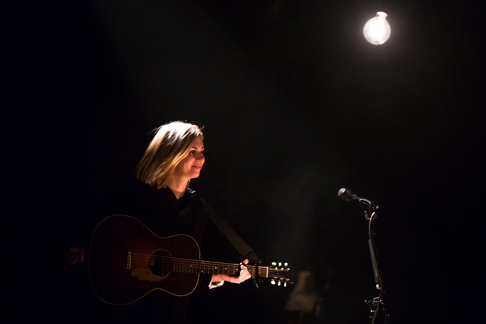 2012-03-28 - Anna Ternheim från Stadshuset, Sundsvall