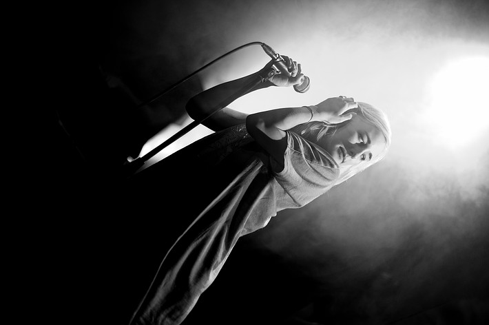 2012-03-29 - Zola Jesus från Umeå Open, Umeå