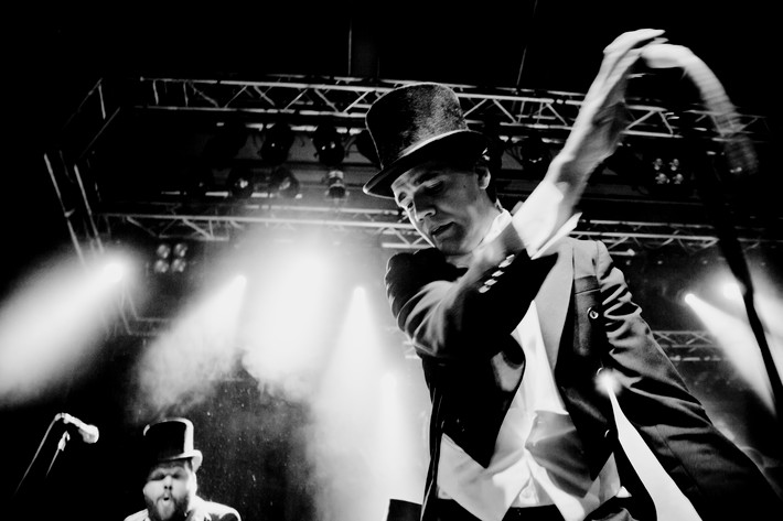 2012-03-31 - The Hives från Debaser Medis, Stockholm