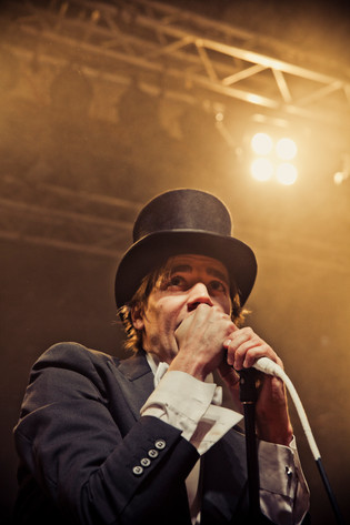 2012-03-31 - The Hives från Debaser Medis, Stockholm