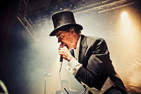 2012-03-31 - The Hives från Debaser Medis, Stockholm