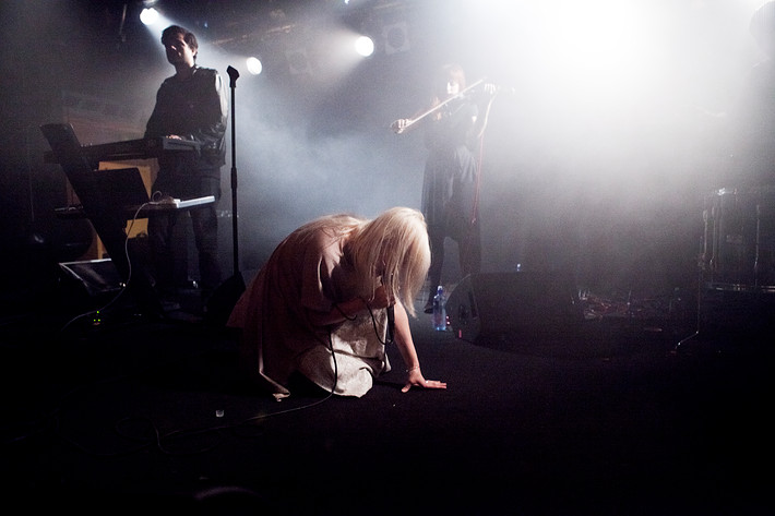 2012-03-31 - Zola Jesus från Debaser Slussen, Stockholm