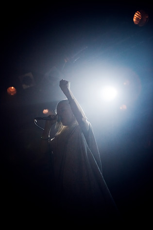 2012-03-31 - Zola Jesus från Debaser Slussen, Stockholm