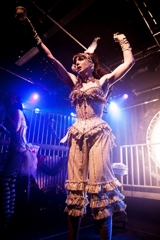 2012-04-10 - Emilie Autumn från Brew House, Göteborg