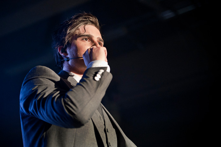 2012-04-11 - Eric Saade från Teleborgshallen, Växjö