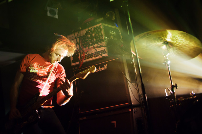 2012-04-21 - A Place to Bury Strangers från Debaser Malmö, Malmö