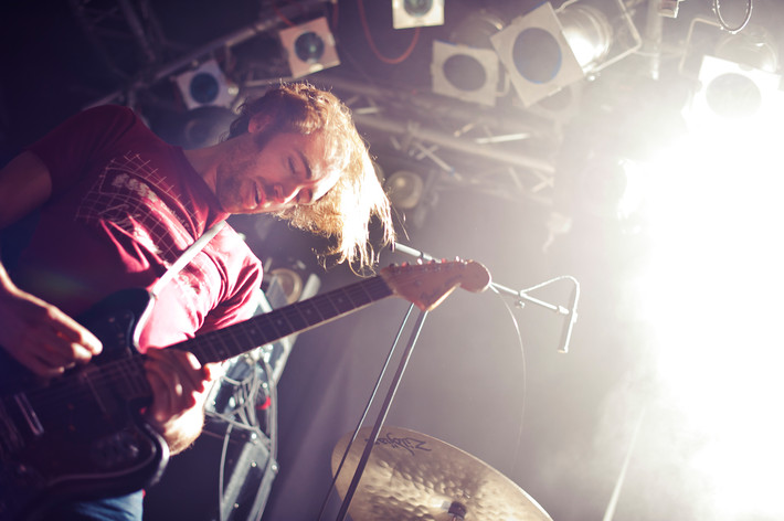 2012-04-21 - A Place to Bury Strangers från Debaser Malmö, Malmö